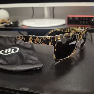 Classic Tortoise Shell Sunglasses